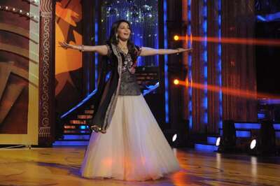 Thought of dancing in front of Madhuri makes Lauren nervous