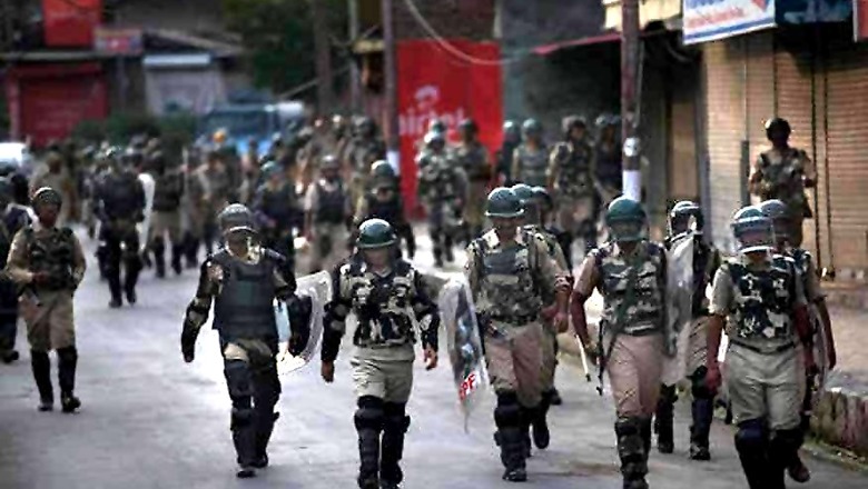 Government Briefs MPs of All-party Delegation for J&K
