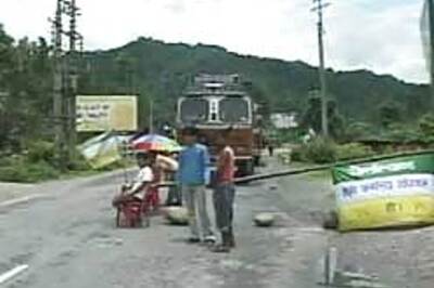 Gorkha group GJM bans Bengali signboards