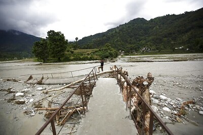Landslides and floods claim 90 lives in Nepal