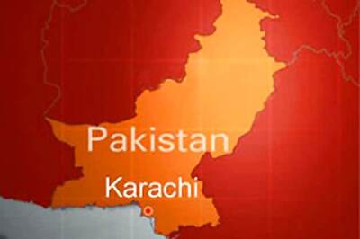 Four US embassy officials detained at Karachi airport