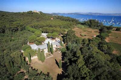 Island Sculpture Park Opening in French Mediterranean