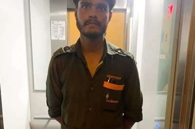 Science Graduate From UP Delivers Gas Cylinders Door-to-door After Not Finding Job