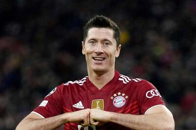 Robert Lewandowski Parts with Sponsor Huawei Amid Chinese Company's Links to Russia