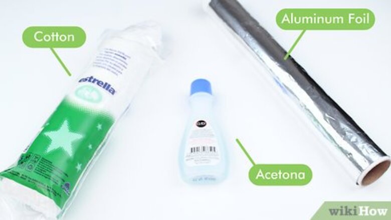 How to Remove Glitter Nail Polish