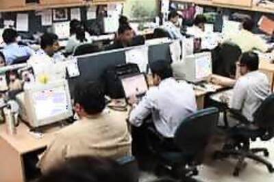 TCS logs muted figures in Q4
