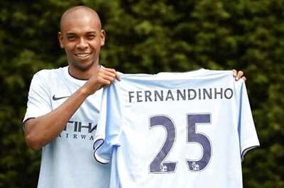 Fernandinho hopes Man City will help his World Cup dream