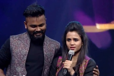 Tamil TV Presenter Manimegalai Shares Emotional Video With Her Husband Hussain