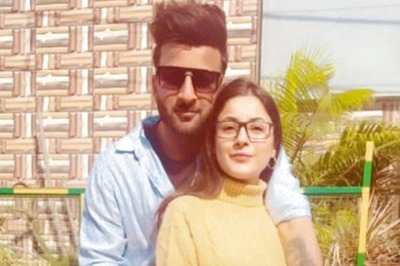 Shehnaaz Gill Holds Brother Shehbaz's Arm With Sidharth Shukla's Tattoo as They Pose for Pictures