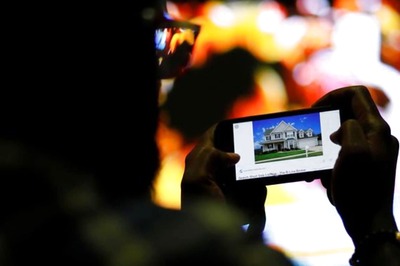 Hyderabad Woman Temporarily Loses Eyesight: 6 Tips To Protect Your Eyes From Smartphone Vision Syndrome