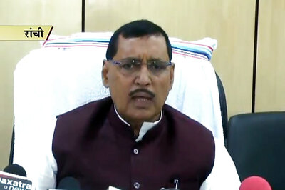 Government officer found guilty by Committee of Privileges