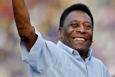Pele Grateful for 'Every Small Victory' as He Fights against Cancer