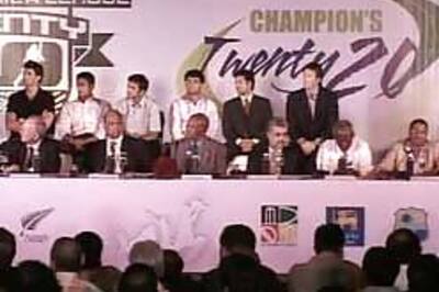 SRK eyes IPL team; Sachin, Sourav to be paid highest