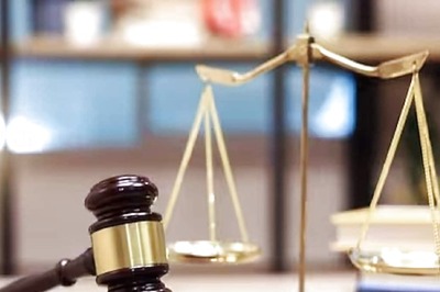 Karnataka HC Rejects Plea to Quash Proceedings Against Man Who Wrote Woman's Number on Toilet Wall as 'Call Girl'