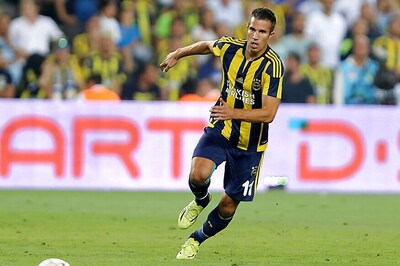 Manchester United Set for Robin van Persie Reunion in Europa League