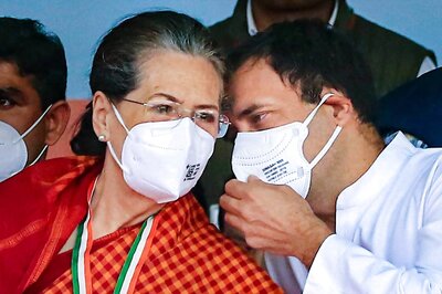 Sonia Gandhi, Rahul's Permission Not Required to Contest Congress Presidential Poll, Says Party