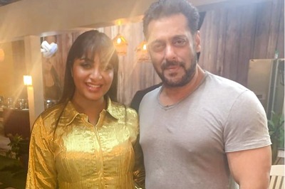 Arshi Khan Seeks Salman Khan's Help to Find a Groom on 'Swayamvar'