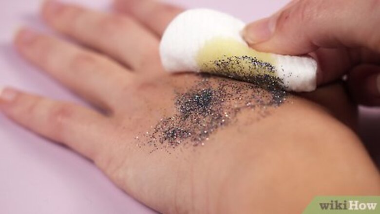 The Best Ways to Remove Glitter from Your Skin, Hair, and Clothes