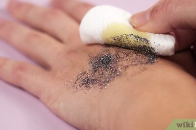 The Best Ways to Remove Glitter from Your Skin, Hair, and Clothes