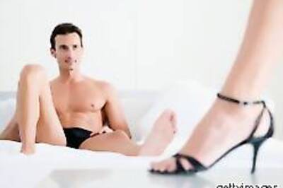 Attractive people prefer one-night stands