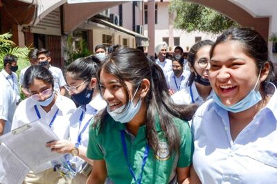 CBSE 12th Chemistry Exam Analysis: Section C Tough in an Otherwise Easy Exam