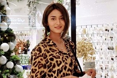 Erica Fernandes and Her Mother Test Positive for Covid-19 with Severe Symptoms, Parth Samthaan Says 'Take Care'