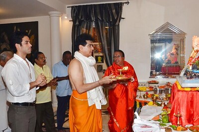 Ganesh Chaturthi: Jeetendra, Kainaat Arora, Madhur Bhandarkar seek Ganpati's blessings