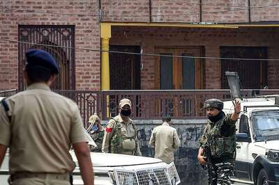 Encounter Underway Between Security Forces, Militants in Baramulla; One Dead