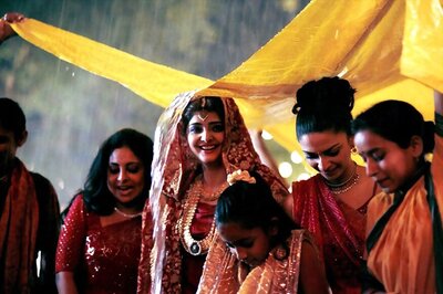 Dos and Don'ts For A Perfect Monsoon Wedding