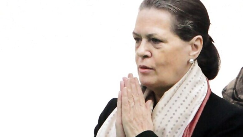 AAP fields HC judge Fakhruddin against Sonia Gandhi from Rae Bareli