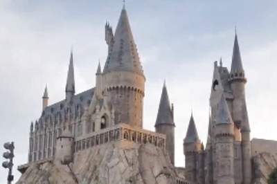 Watch: Potterheads' Emotional Tribute To 'Professor McGonagall' Maggie Smith Outside Universal Studios