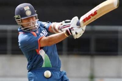 3rd ODI: Sachin stars in India's 58-run win | Scorecard