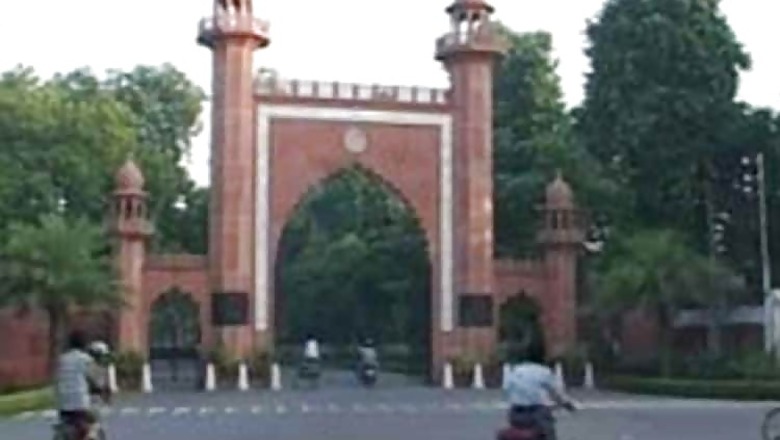 Centre opposes minority status for AMU, SC asks if it should follow UGC norms