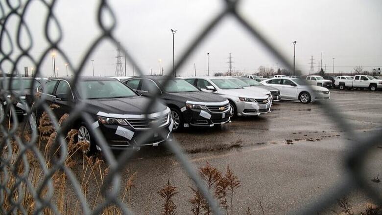 Despite Festive Season, Passenger Vehicle Sales Continue to Decline in September