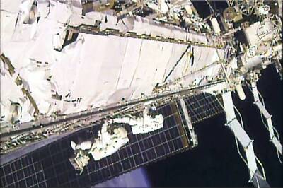 Two NASA astronauts wrap up second spacewalk