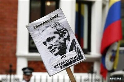 Britain wants to restart Assange talks with Ecuador