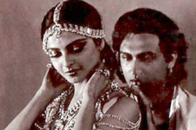 Shekhar Suman Recalls Shooting Intimate Scenes With Rekha In Utsav: 'She Never Said Nazdik Mat Aana...'