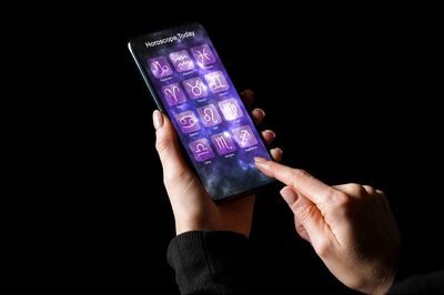 Horoscope Today, 15 April 2021: Check Astrological Prediction for Libra, Scorpio, Sagittarius, Capricorn, Aquarius and Pisces