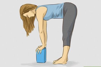 How to Use a Yoga Block