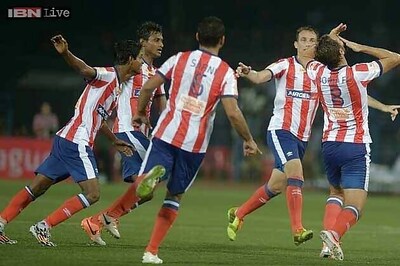 ISL 2014: Atletico de Kolkata remain unbeaten with 2-1 win over FC Goa