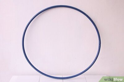 How to Make an Outdoor Chandelier with Icicle Christmas Lights