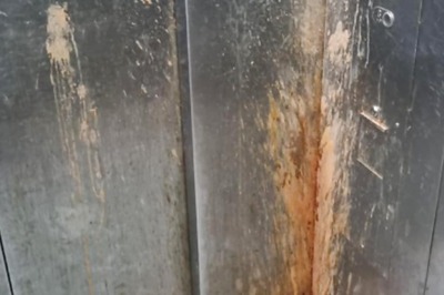 Paan Stains Inside Electric Lift At Bhopal Railway Station Annoy Internet