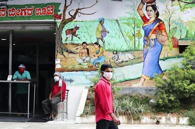 Maharashtra Hotels, Restaurants to Open from Monday with 50% Seating Capacity; New Guidelines Issued