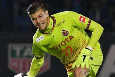 Australian Goalkeeper Mitchell Langerak Tests Positive for Coronavirus in Japan