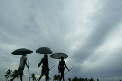 Cyclone death toll rises to 168 in India, Bangladesh