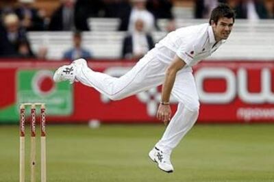 Ashes: Australia face record chase to win 2nd Test