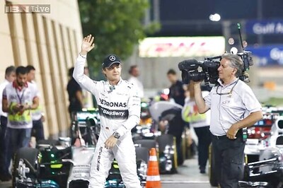 Nico Rosberg beats team-mate Lewis Hamilton to Bahrain Grand Prix pole