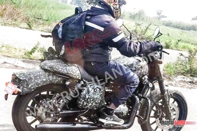 Upcoming Jawa Cruiser Motorcycle Spotted Testing - Here's Everything We Know So Far