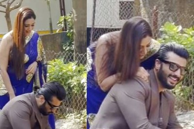 Tabu, Arjun Kapoor Pet Street Puppy While Promoting Kuttey, Latter Says 'Theatre Mein Ake Picture Dekho'