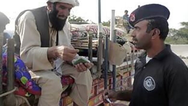 Pak zeroes in on Taliban bases, faces tough fight